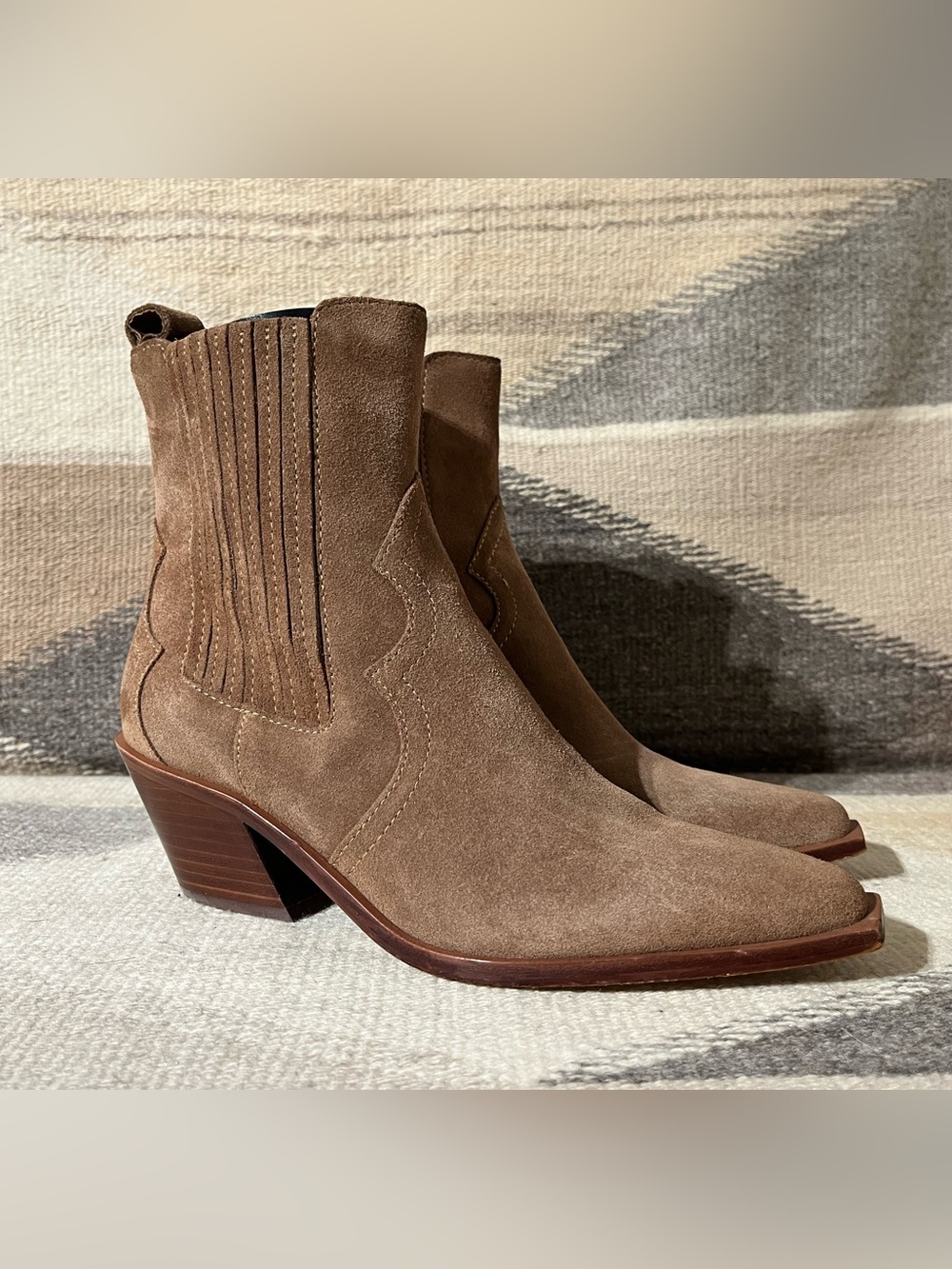 Dolce Vita Senna Brown Suede Leather Women’s Western Ankle Boots